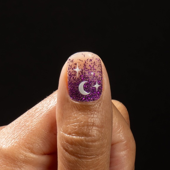 ManiMe Enchanted Night Sky Standard Fit Nail Gels - Picture 2 of 5